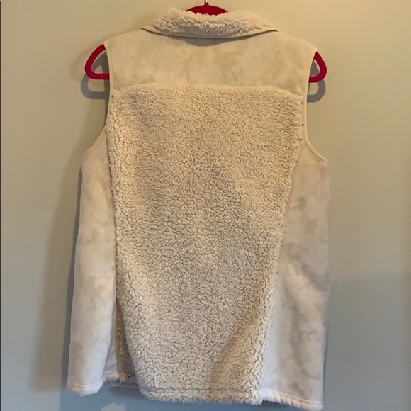 Fleece Columbia Vest - Picture 5 of 5